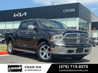 2015 RAM 1500 Laramie - 4WD / SUNROOF