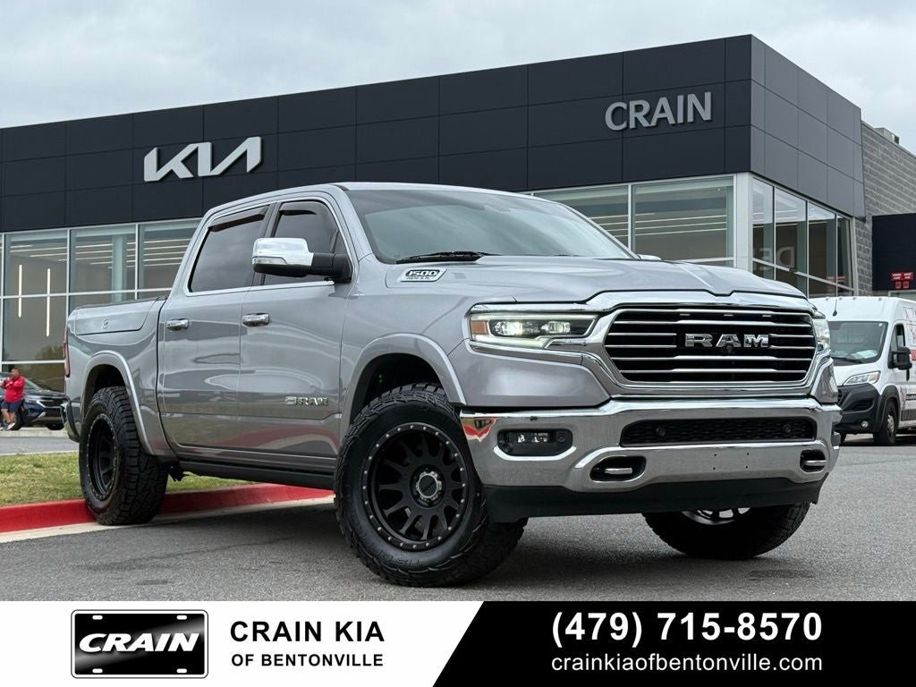 2020 RAM 1500 Limited - 4WD / PANORAMIC SUNROOF / LIFTED!