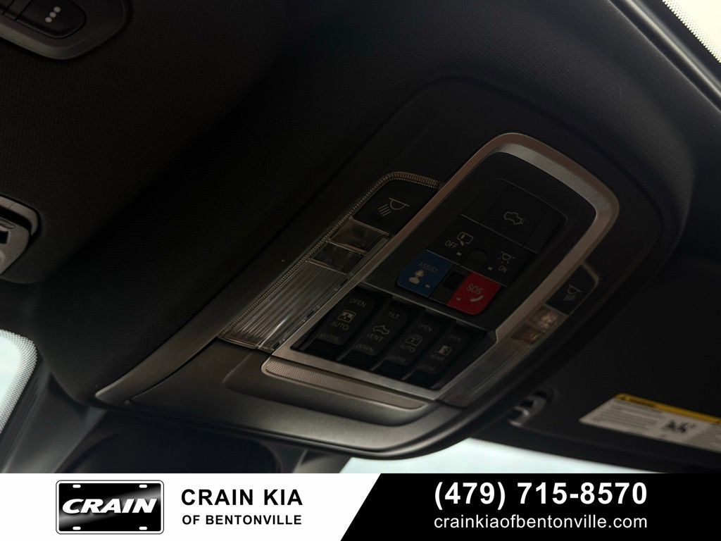 2020 RAM 1500 Limited - 4WD / PANORAMIC SUNROOF / LIFTED!