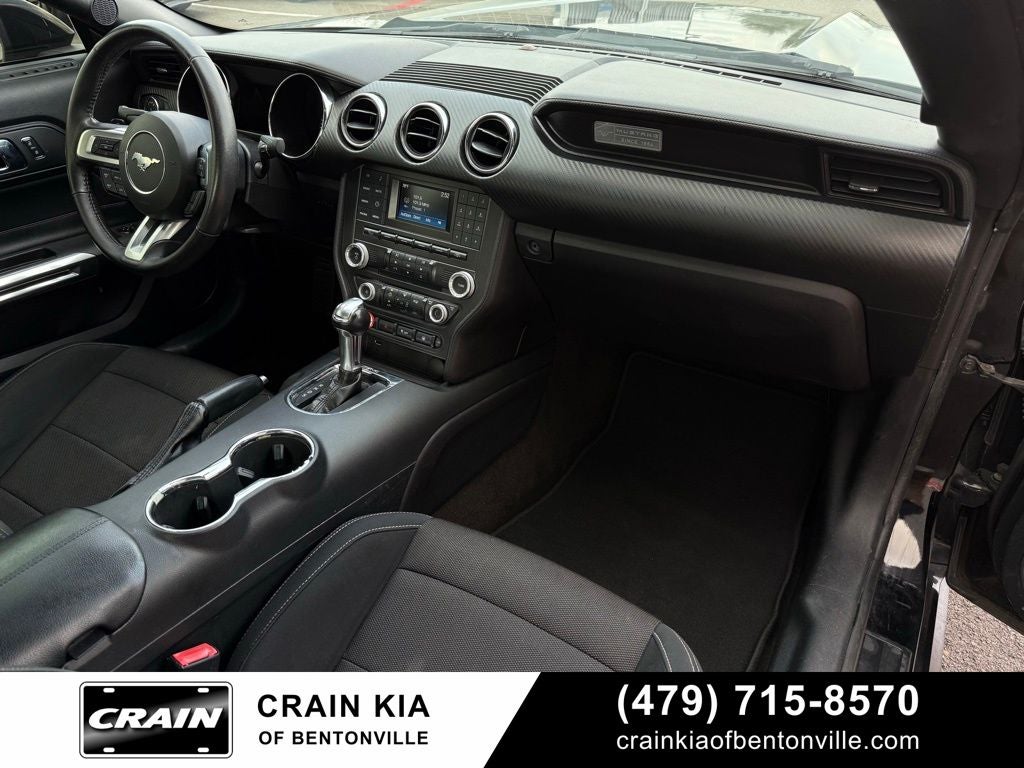 2016 Ford Mustang V6