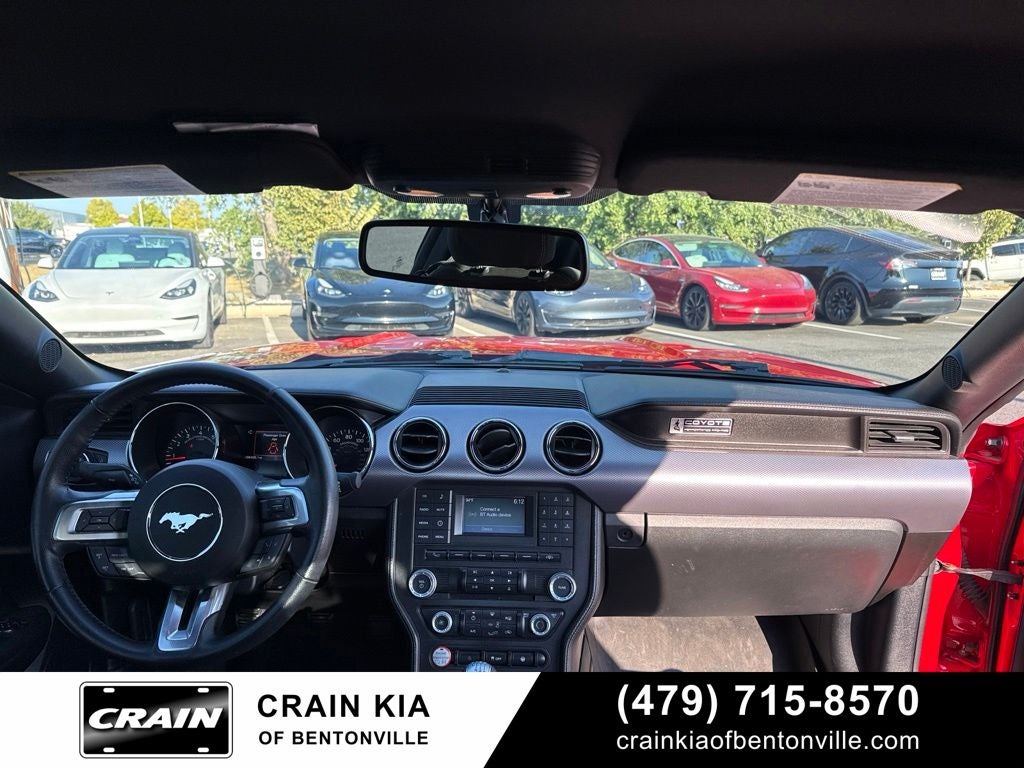 2016 Ford Mustang GT - 5.0 L V8 / CLEAN CARFAX