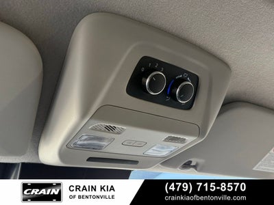 2024 Ford Transit-350 XLT - 12 PASSENGER / CLEAN CARFAX / ONE OWNER