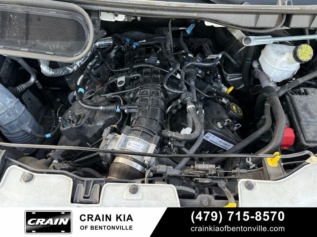 2024 Ford Transit-350 XLT - 12 PASSENGER / CLEAN CARFAX / ONE OWNER