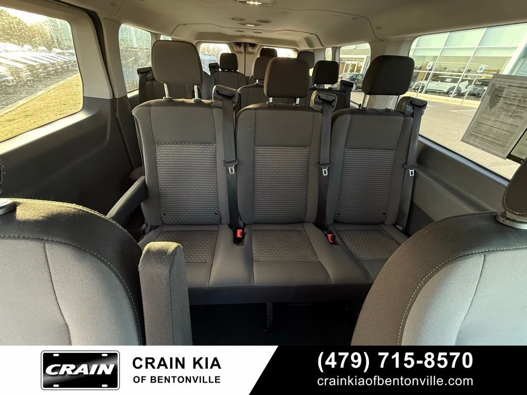 2024 Ford Transit-350 XLT - 12 PASSENGER / CLEAN CARFAX / ONE OWNER