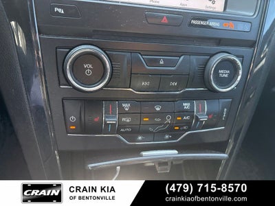 2017 Ford Explorer XLT - 4WD
