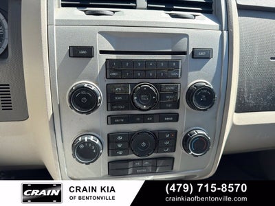 2009 Ford Escape XLT - CLEAN CARFAX / ONE OWNER