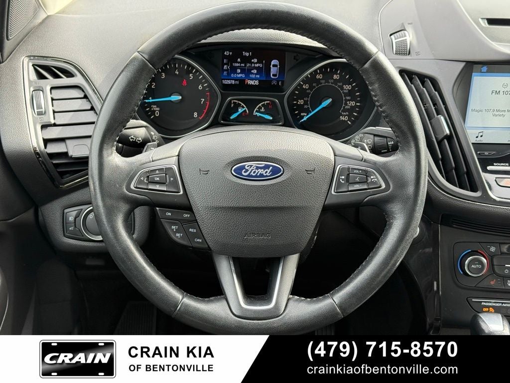 2017 Ford Escape Titanium - PANORAMIC SUNROOF / CLEAN CARFAX