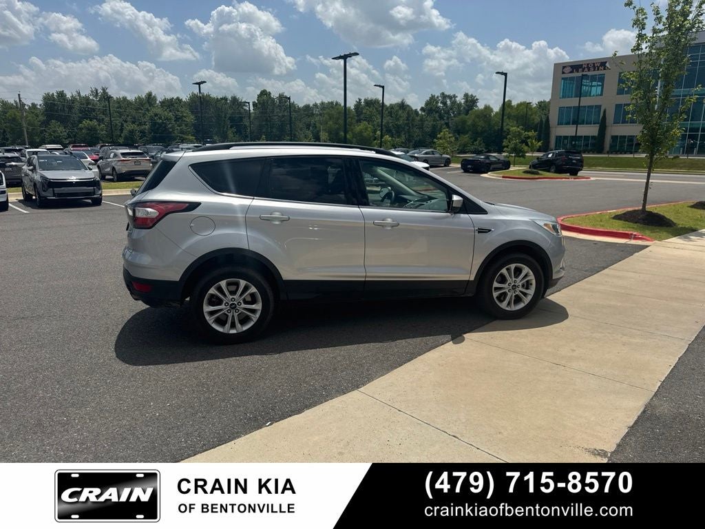 2018 Ford Escape SE - 4WD / CLEAN CARFAX / ONE OWNER