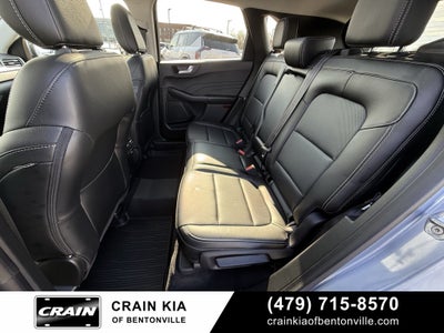2022 Ford Escape Titanium - AWD / PANORAMIC SUNROOF / CLEAN CARFAX