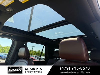 2024 Ford Expedition Limited - 4WD / PANORAMIC SUNROOF / CARFAX ONE OWNER