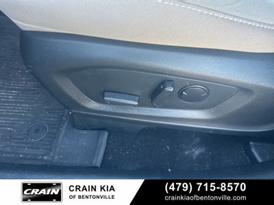 2023 Ford Explorer XLT - CLEAN CARFAX / ONE OWNER / 3RD ROW