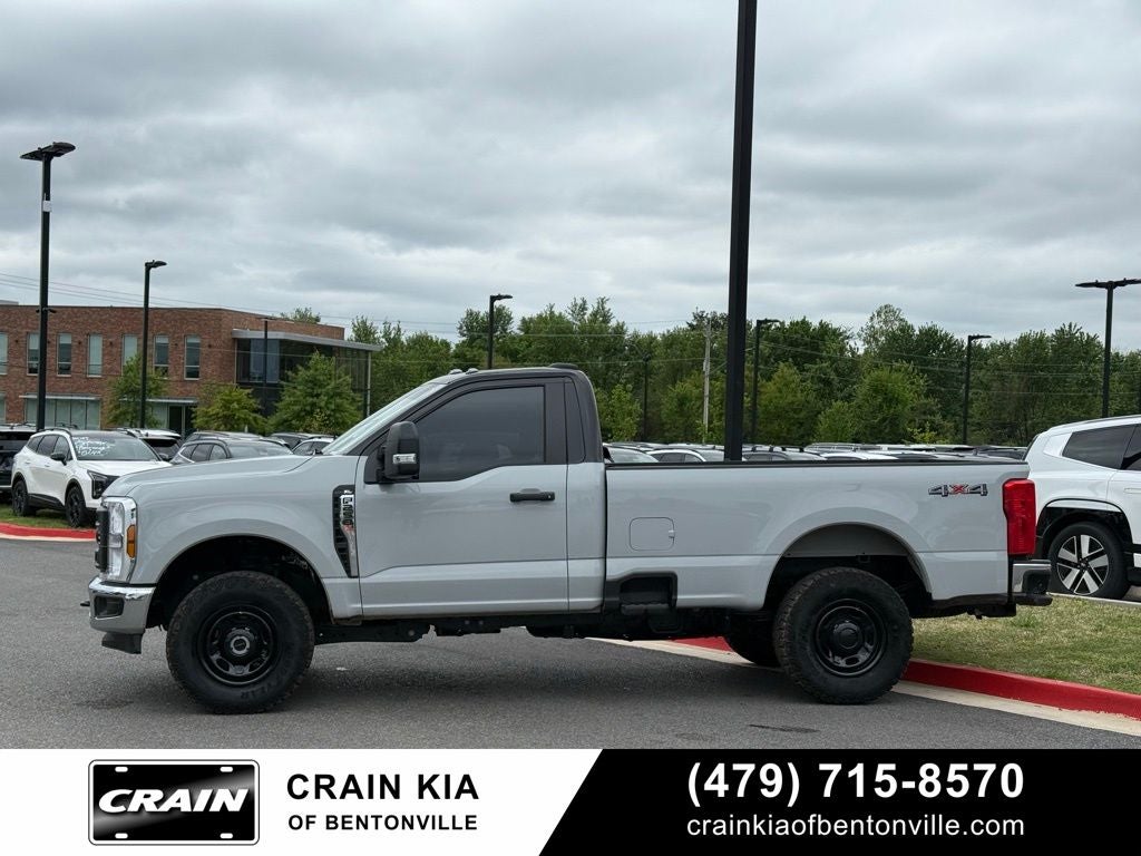 2026 Ford F-250SD XL - 4WD / CLEAN CARFAX / ONE OWNER