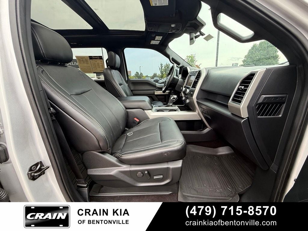 2019 Ford F-150 Lariat - 4WD / PANORAMIC SUNROOF