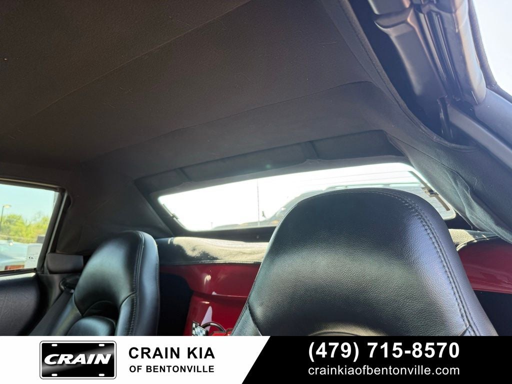 2004 Chevrolet Corvette Base - CLEAN CARFAX HISTORY