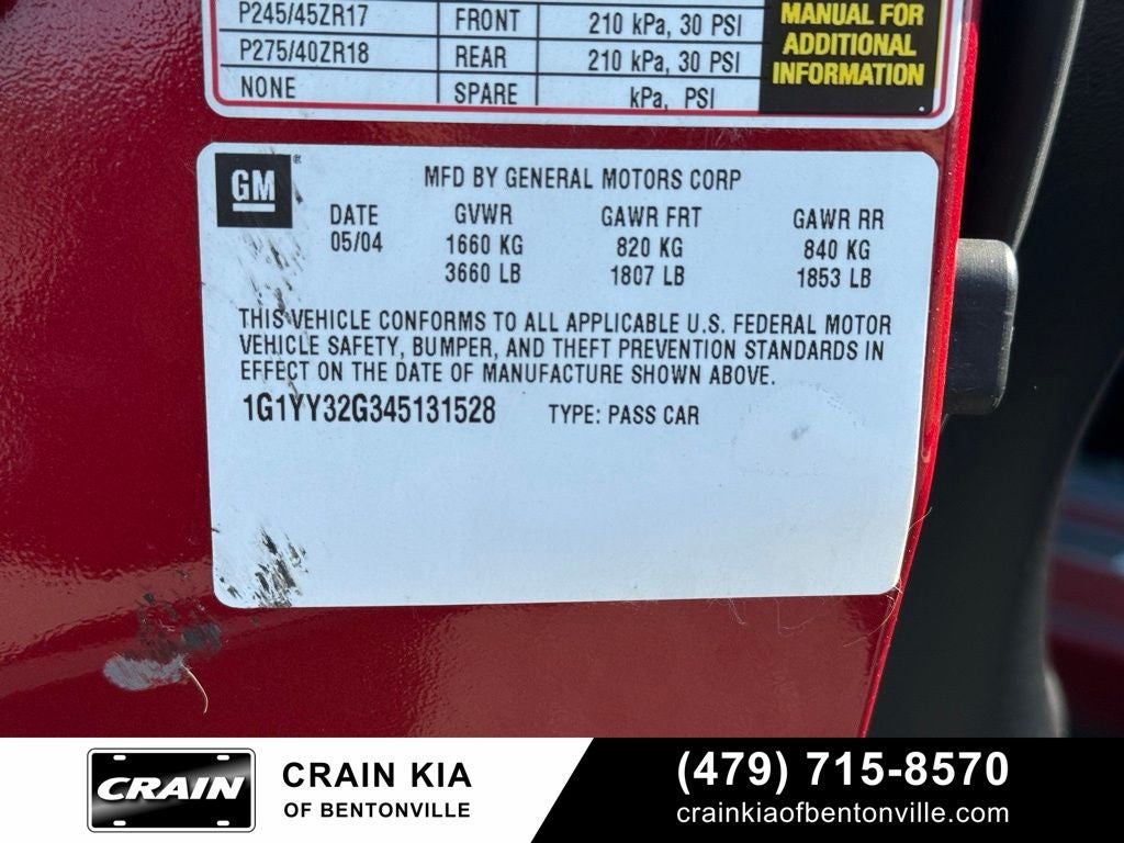 2004 Chevrolet Corvette Base - CLEAN CARFAX HISTORY