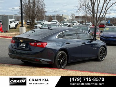 2017 Chevrolet Malibu LT 1LT