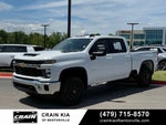 2025 Chevrolet Silverado 2500HD LT - 4WD / CLEAN CARFAX / ONE OWNER