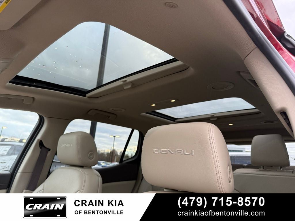 2019 GMC Acadia Denali - PANORAMIC SUNROOF / CLEAN CARFAX / ONE OWNER
