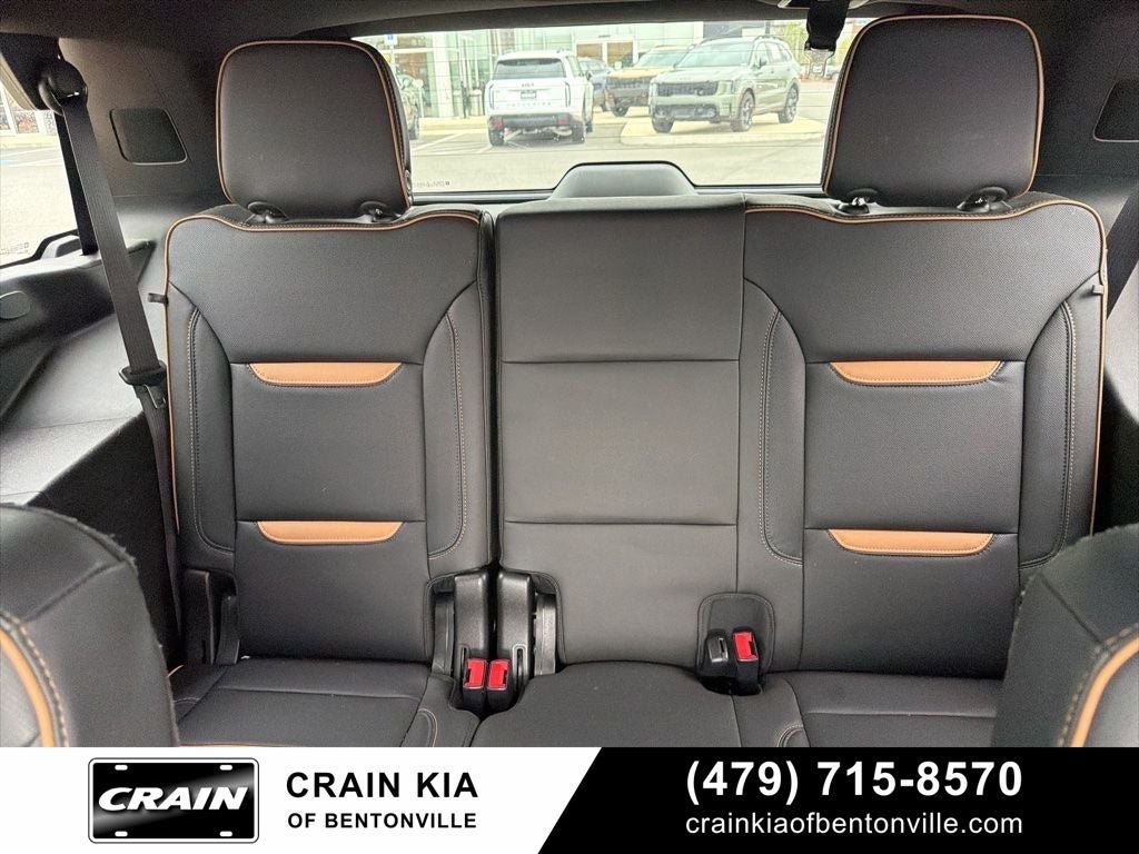 2021 GMC Yukon AT4 - 4WD / PANORAMIC SUNROOF / CLEAN CARFAX
