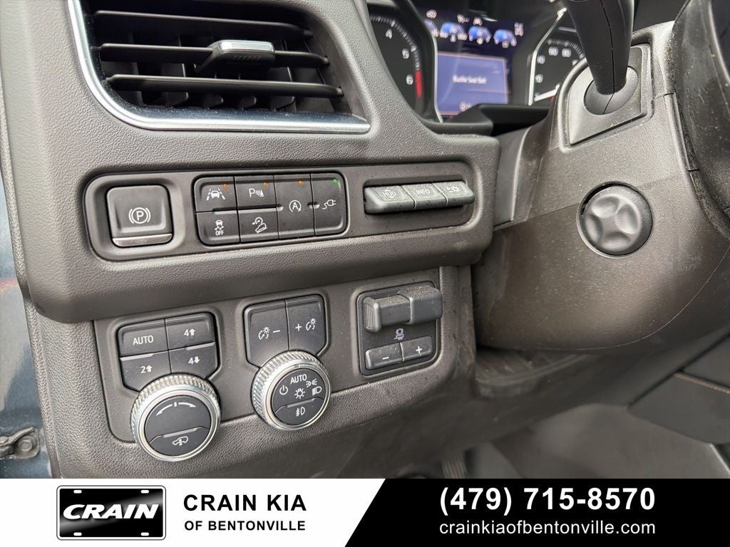 2021 GMC Yukon AT4 - 4WD / PANORAMIC SUNROOF / CLEAN CARFAX