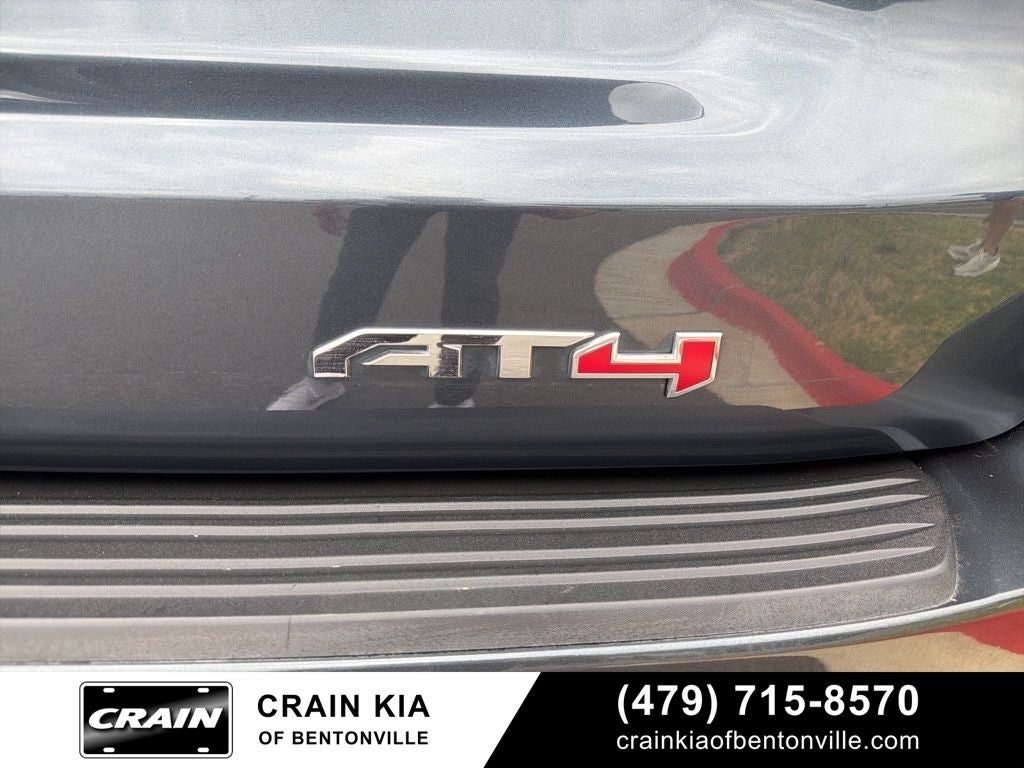 2021 GMC Yukon AT4 - 4WD / PANORAMIC SUNROOF / CLEAN CARFAX