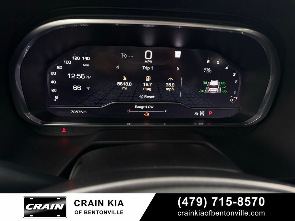 2022 GMC Yukon AT4 - 4WD / PANORAMIC SUNROOF / CLEAN CARFAX