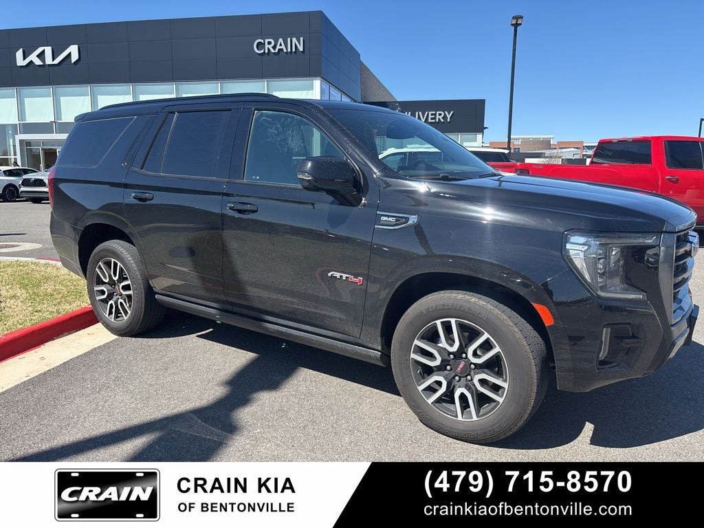 2022 GMC Yukon AT4 - 4WD / PANORAMIC SUNROOF / CLEAN CARFAX
