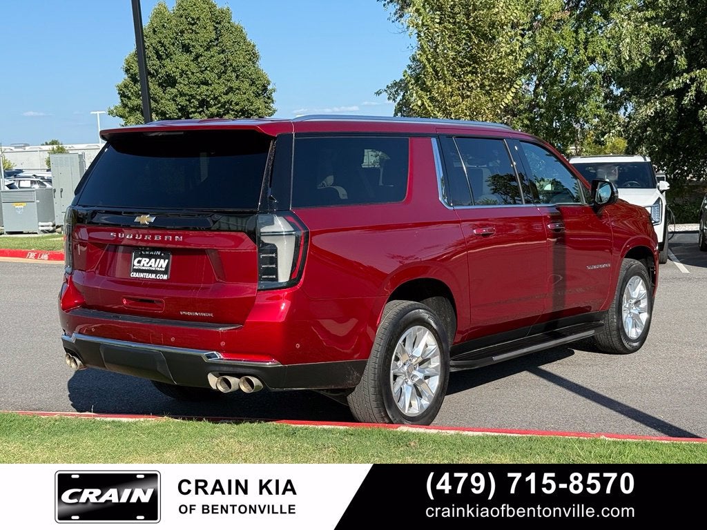 2025 Chevrolet Suburban Premier - 4WD / PANORAMIC SUNROOF / CLEAN CARFAX