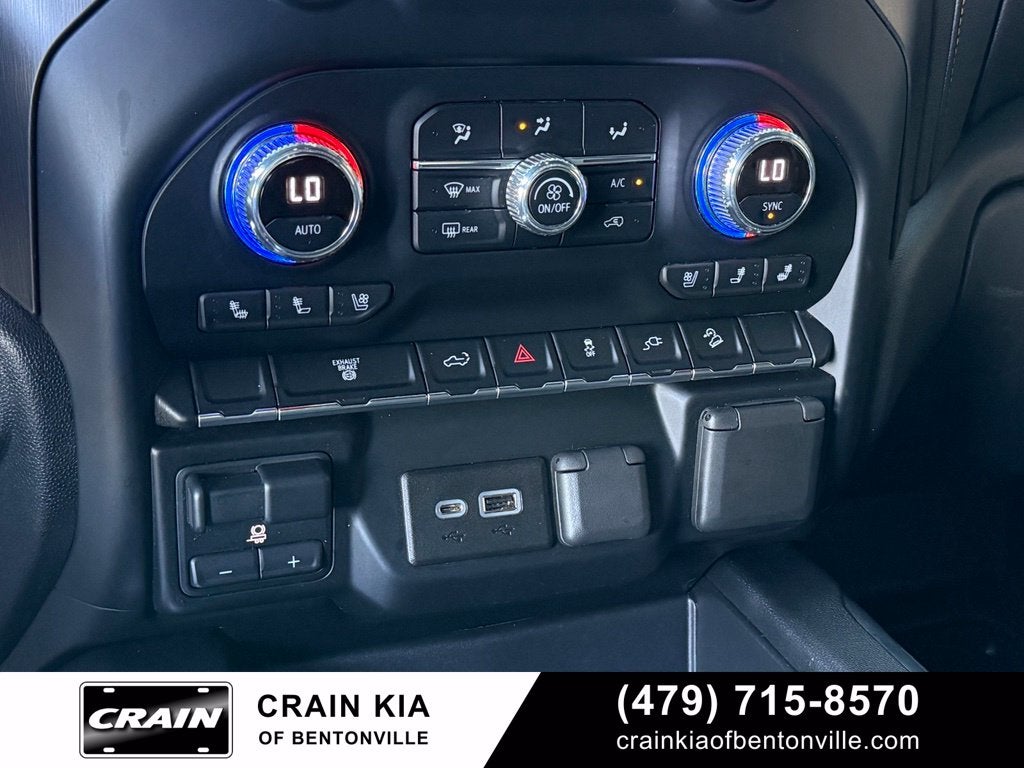 2022 GMC Sierra 2500HD AT4 - 4WD / CLEAN CARFAX