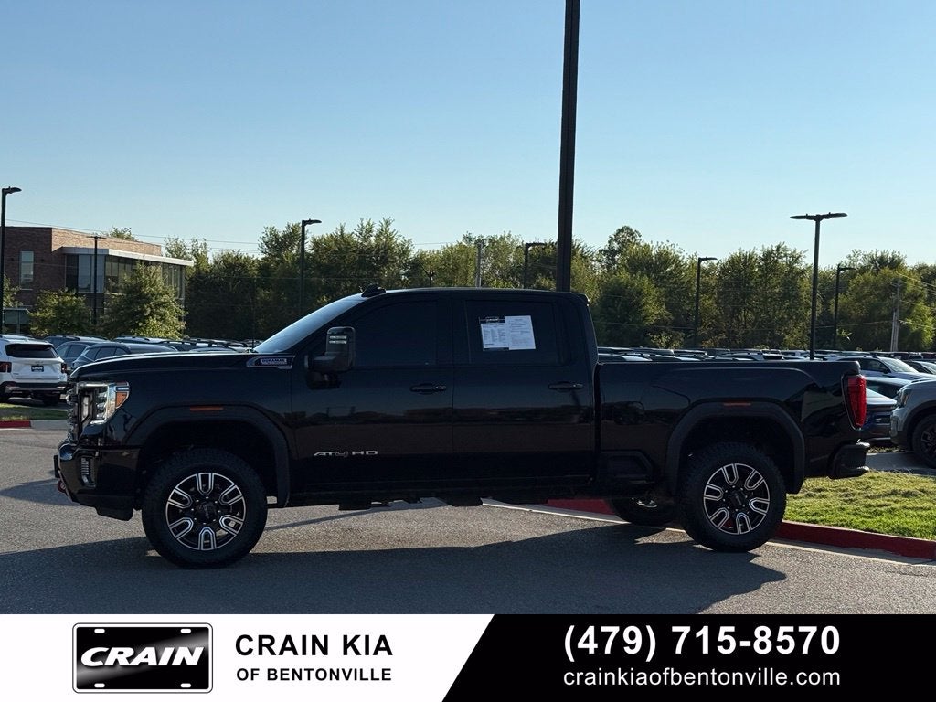 2022 GMC Sierra 2500HD AT4 - 4WD / CLEAN CARFAX