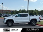 2024 GMC Canyon AT4 - 4WD / CLEAN CARFAX / ONE OWNER