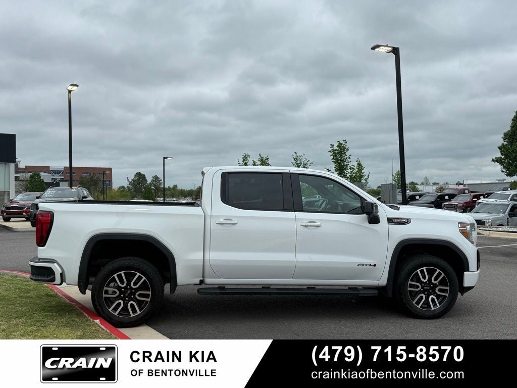 2019 GMC Sierra 1500 AT4 - 4WD / AT4 PREMIUM / CLEAN CARFAX