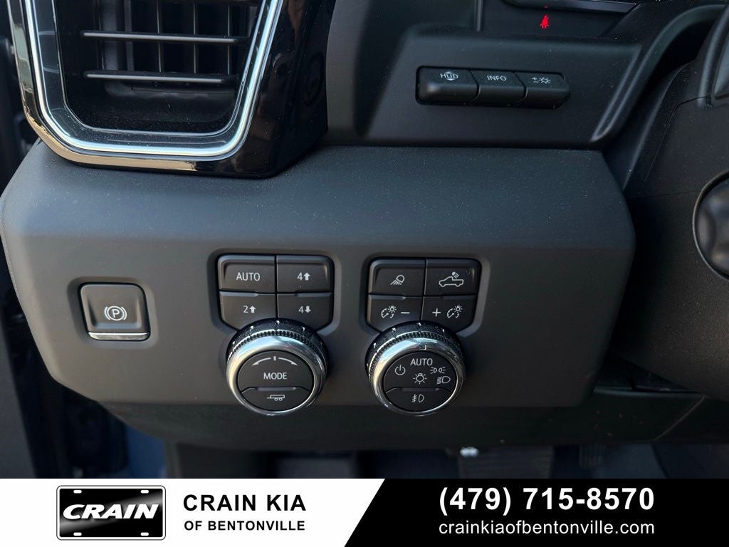 2025 GMC Sierra 1500 Denali Ultimate - 4WD / SUNROOF / CLEAN CARFAX