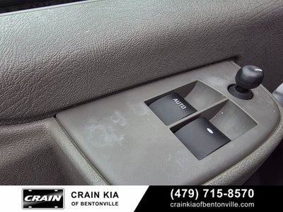 2024 GMC Savana 2500 Work Van - CARFAX ONE OWNER