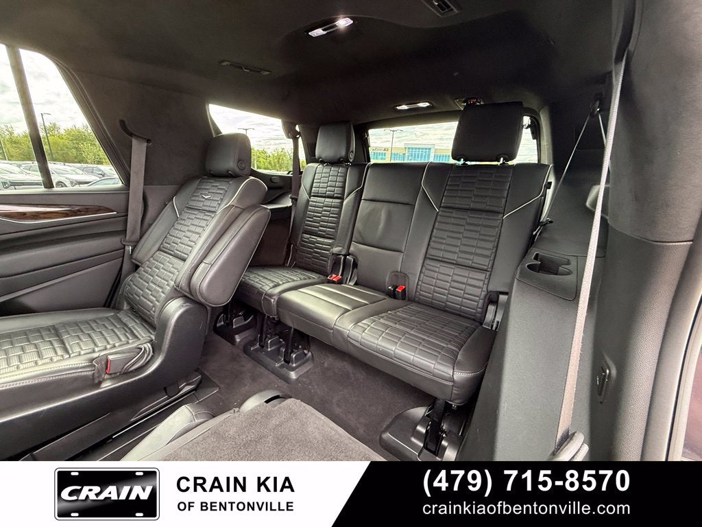 2023 Cadillac Escalade Sport Platinum Onyx - 4WD / PANORAMIC SUNROOF / CLEAN CARFAX