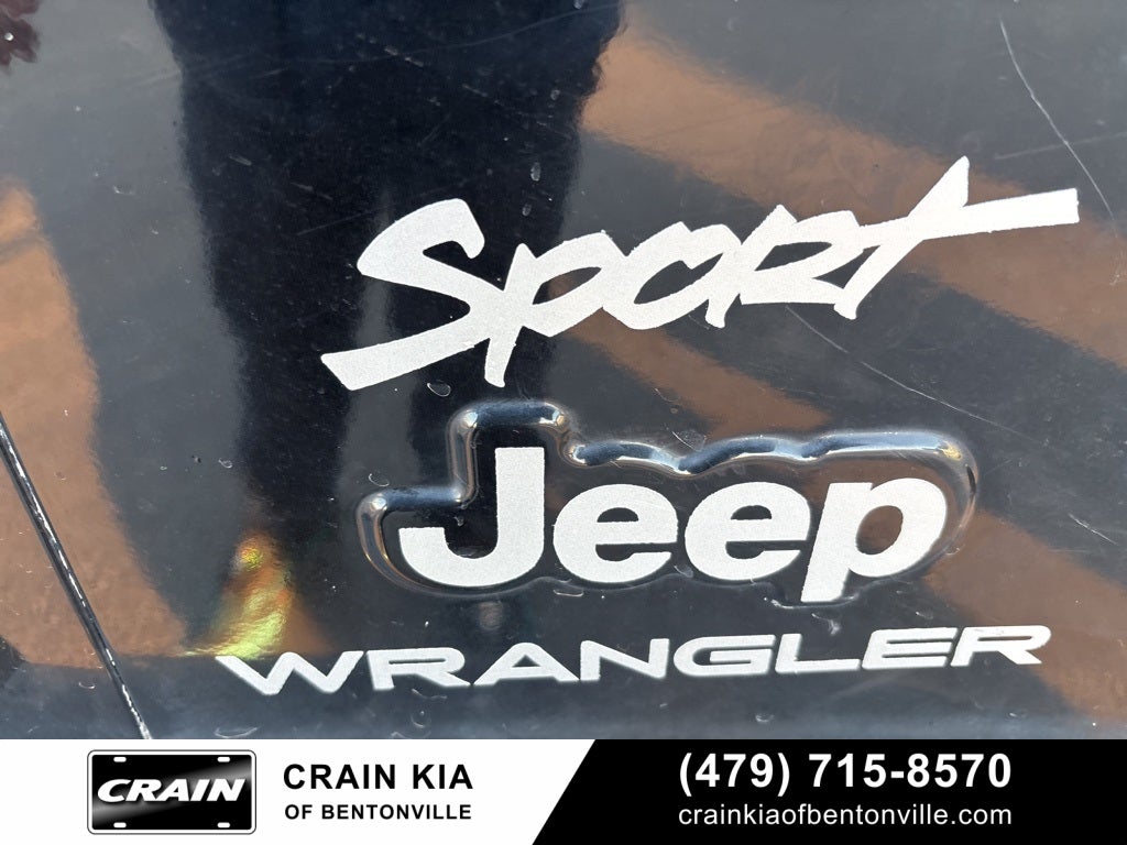 2000 Jeep Wrangler Sport - 4WD / CLEAN CARFAX
