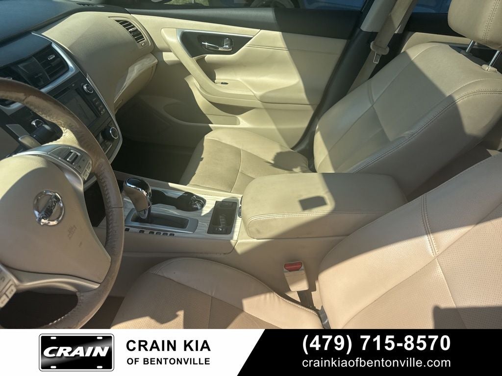 2017 Nissan Altima 3.5 SL - SUNROOF