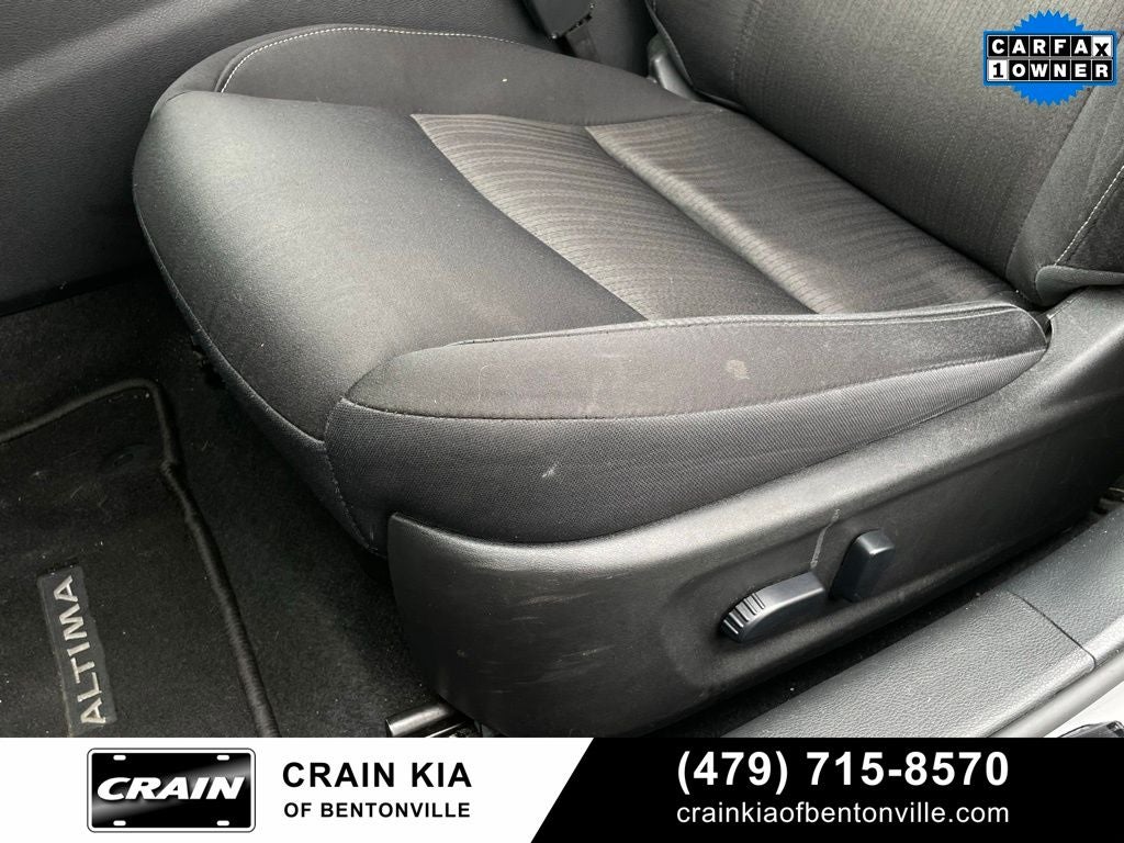 2024 Nissan Altima 2.5 SV - CLEAN CARFAX / ONE OWNER