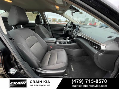 2024 Nissan Altima 2.5 SV - CLEAN CARFAX / ONE OWNER