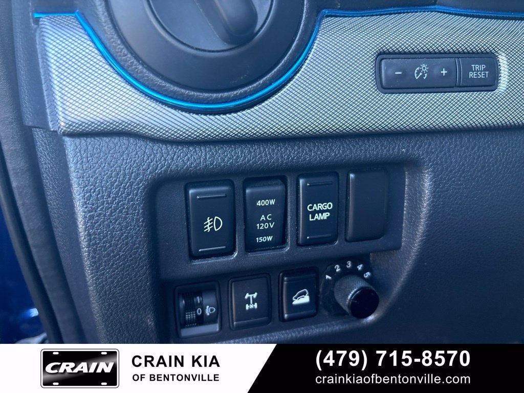 2017 Nissan Titan XD PRO-4X - 4WD / CLEAN CARFAX