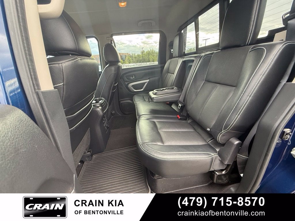 2017 Nissan Titan XD PRO-4X - 4WD / CLEAN CARFAX