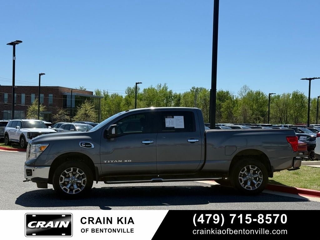 2019 Nissan Titan XD SV - 4WD / CLEAN CARFAX / ONE OWNER