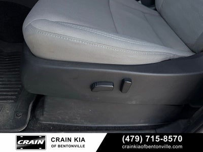 2022 Nissan Frontier SV - CLEAN CARFAX HISTORY