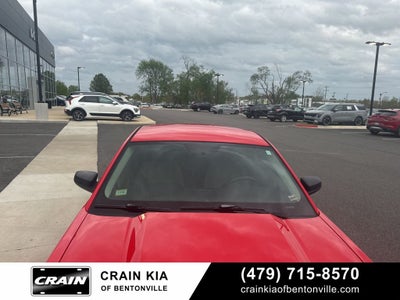 2011 Ford Mustang V6 - CLEAN CARFAX