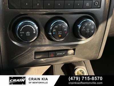 2013 Dodge Challenger SXT - CLEAN CARFAX HISTORY