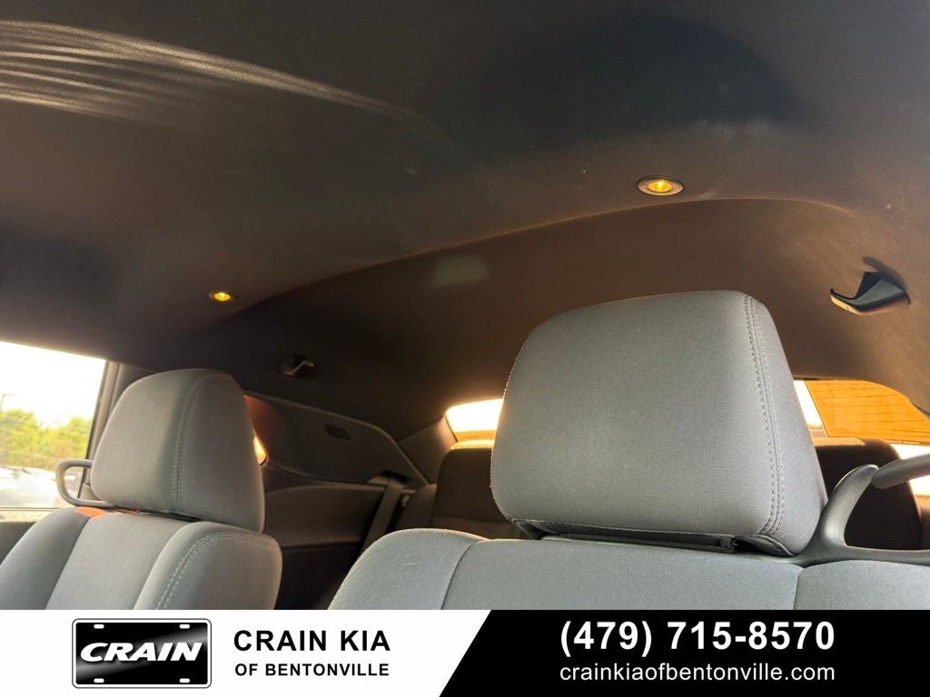 2013 Dodge Challenger SXT - CLEAN CARFAX HISTORY