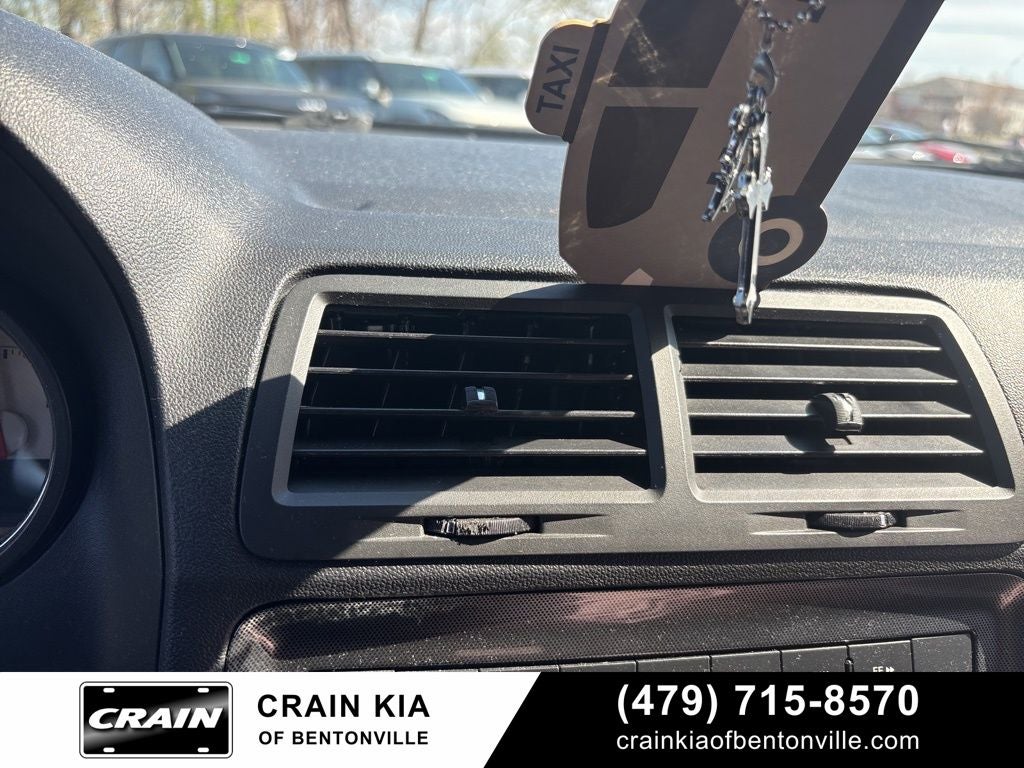 2013 Dodge Challenger SXT - CLEAN CARFAX HISTORY