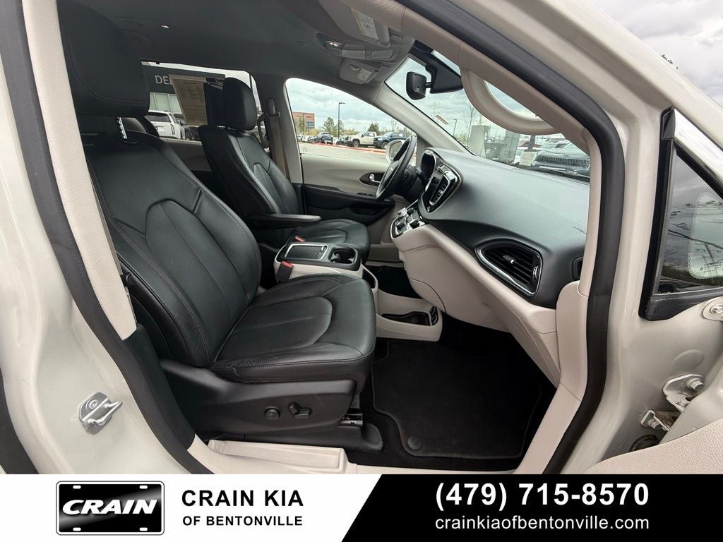 2019 Chrysler Pacifica Touring L Plus