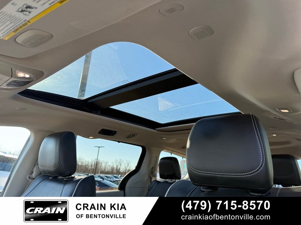 2023 Chrysler Pacifica Limited - PANORAMIC SUNROOF / CARFAX ONE OWNER
