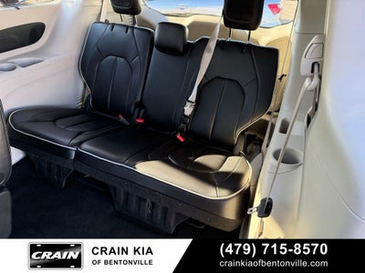 2023 Chrysler Pacifica Limited - PANORAMIC SUNROOF / CARFAX ONE OWNER